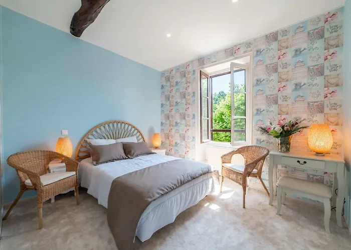 Au Coq Dort Hotel 3*