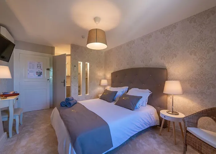 Au Coq Dort Hotel 3*