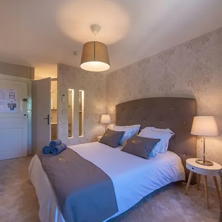 Au Coq Dort Hotel 3*